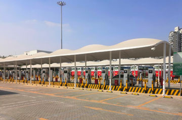 睦邻共生，，，，，点亮绿色未来